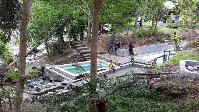 PERMANDIAN AIR PANAS PINCARA